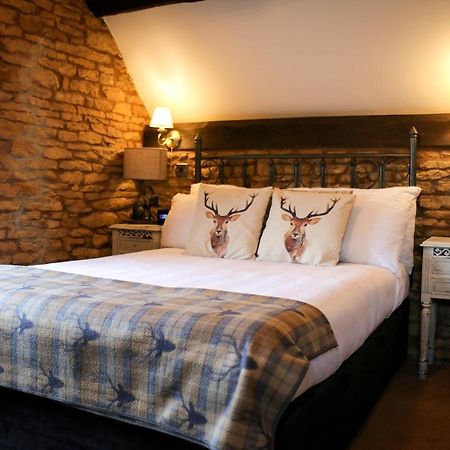 The Horse & Groom Stow-on-the-Wold Екстериор снимка