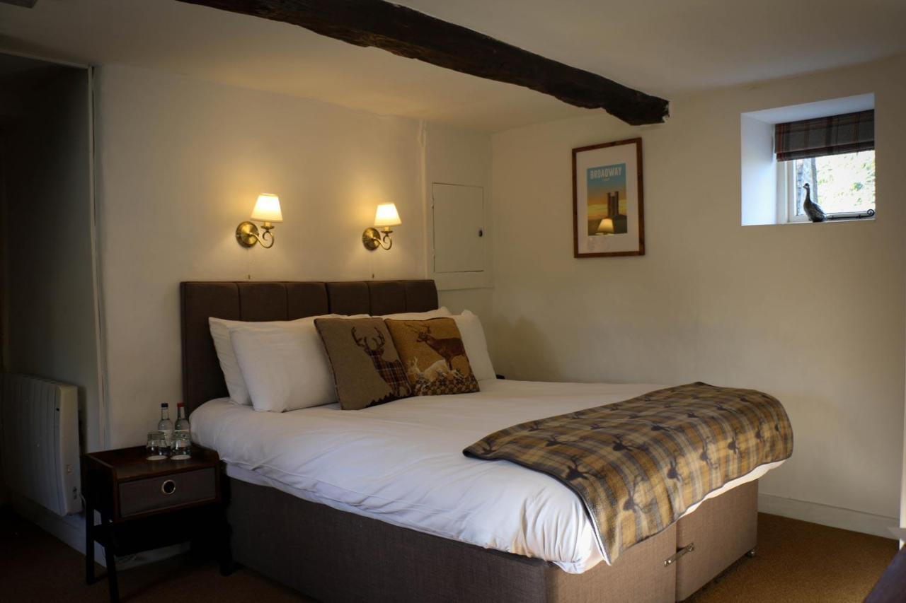 The Horse & Groom Stow-on-the-Wold Екстериор снимка